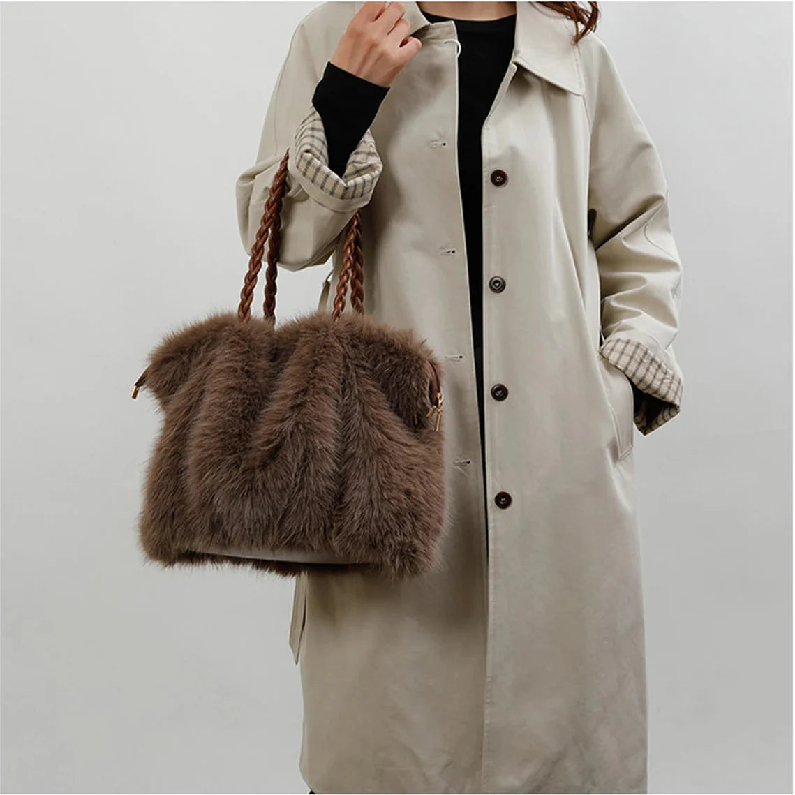 Noiré Luxe Fur Handbag